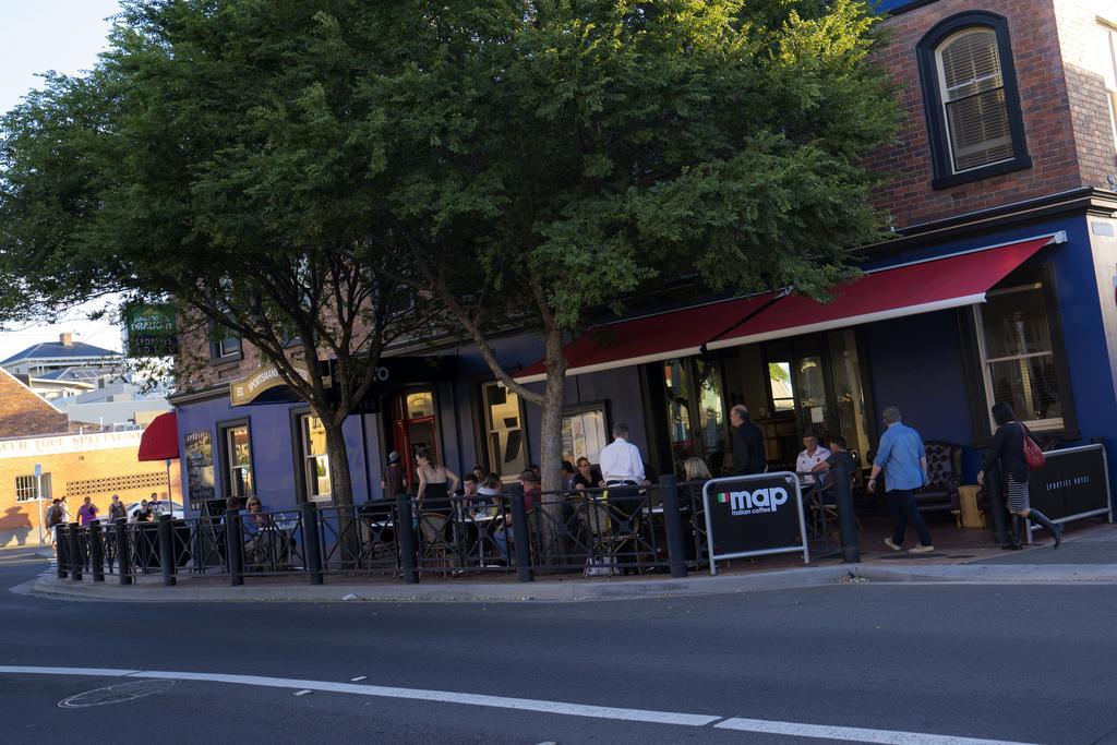 Twofourtwo Boutique Apartments Launceston Eksteriør bilde