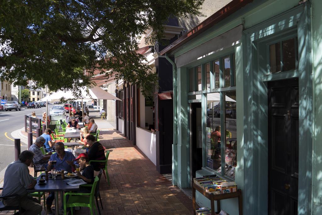 Twofourtwo Boutique Apartments Launceston Eksteriør bilde
