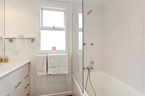 Twofourtwo Boutique Apartments Launceston Eksteriør bilde