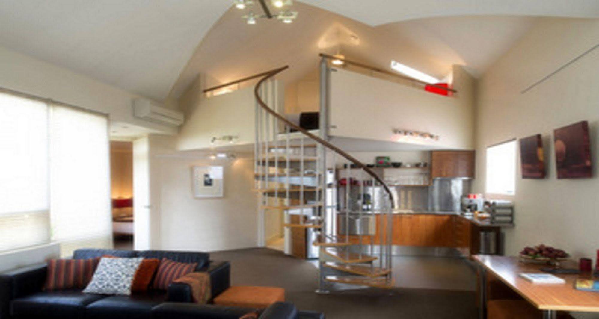 Twofourtwo Boutique Apartments Launceston Eksteriør bilde