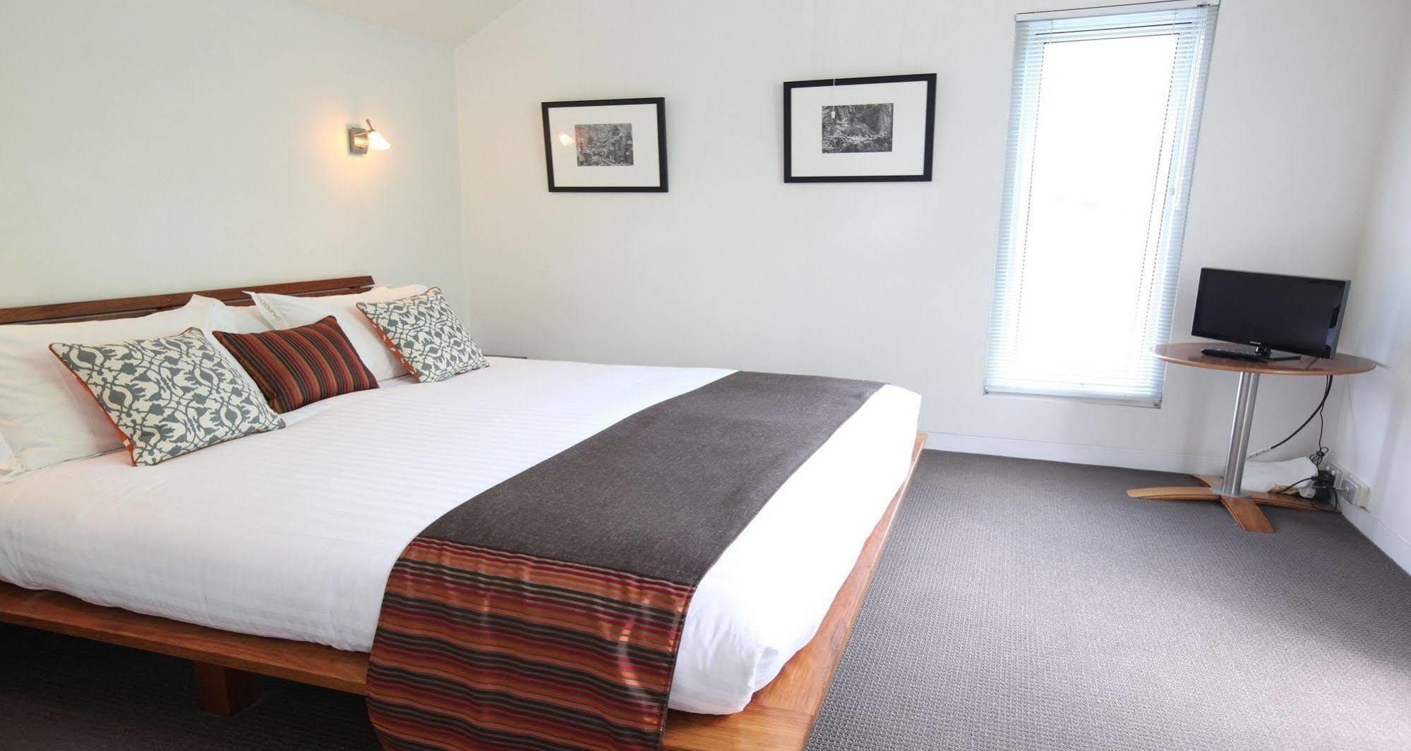 Twofourtwo Boutique Apartments Launceston Eksteriør bilde